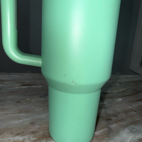 Stanley - Picture 4 of 5